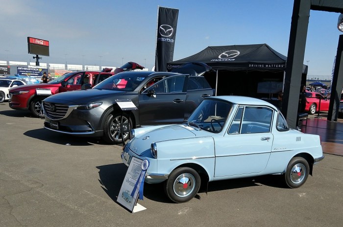 Mazda R360 Next To Current Mazda SUVs