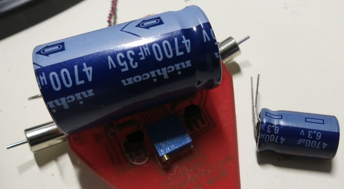 Photopopper Capacitor