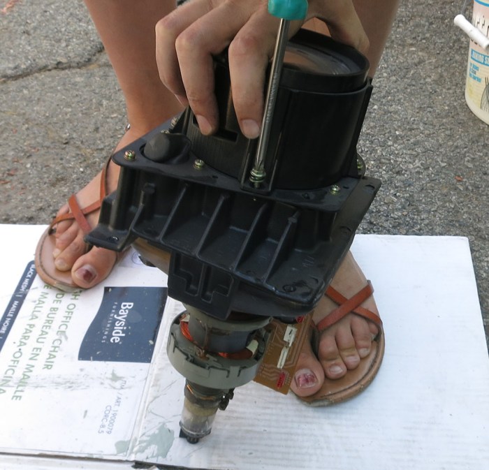 SonyTD 07 - Tube lens removal