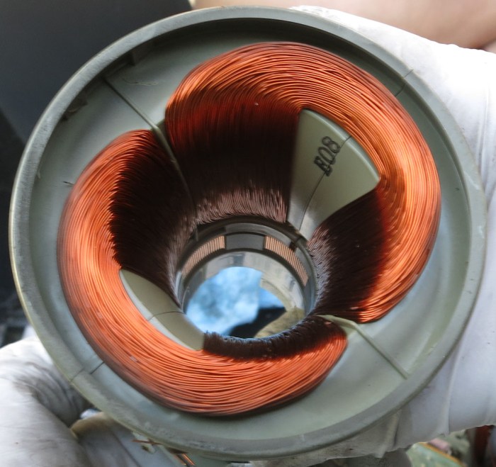 SonyTD 12 - Control yoke