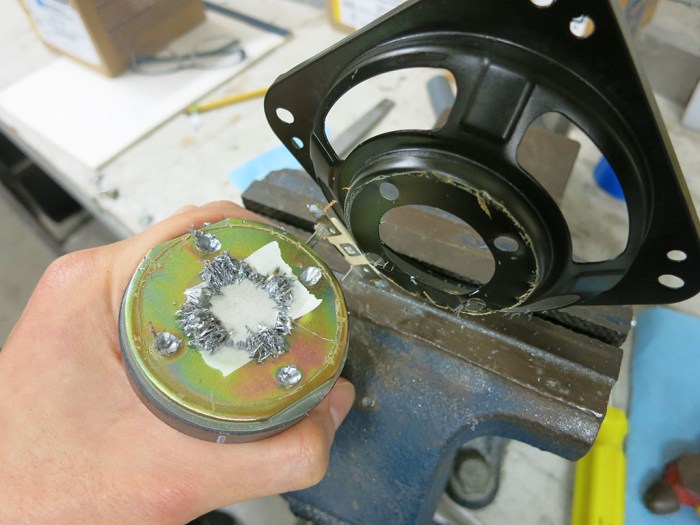 Speaker magnet pried loose