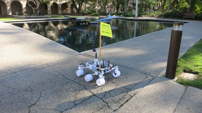 Caltech Science for March 2019 - Sawppy to cross Millikan bridge