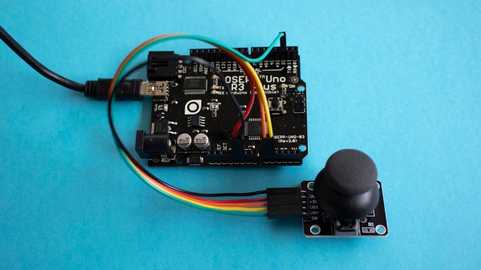 OSEPP Uno R3 Plus with joystick