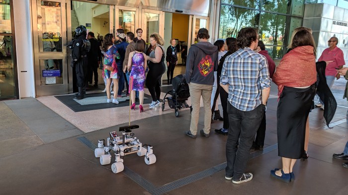 Yuris Night 2019 02 - Sawppy mingles with entrance line