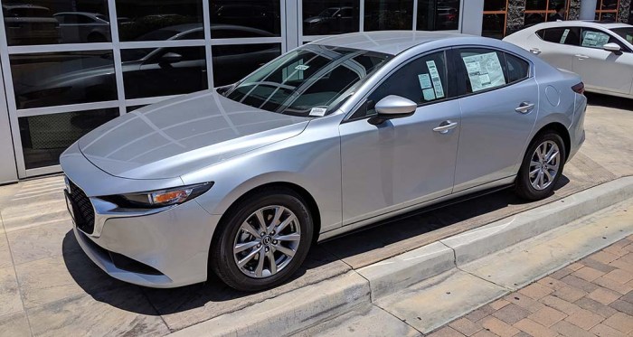 2019 Mazda3 sedan front-three-quarters