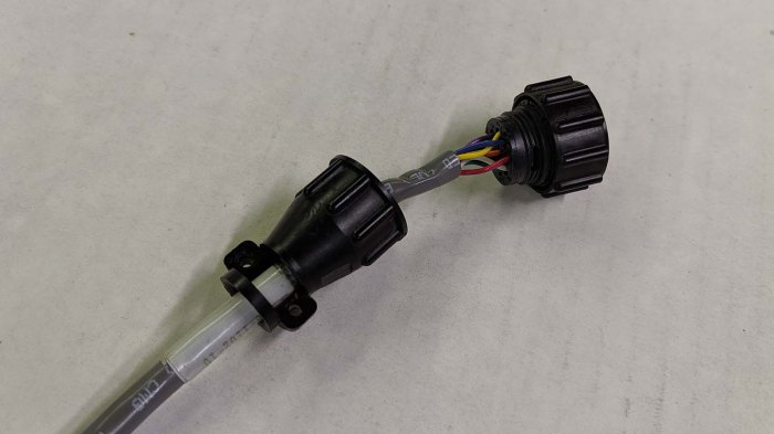 XY stage switch connector interior