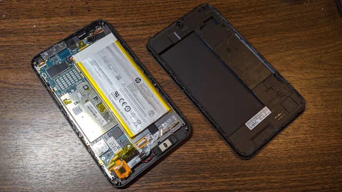 HP Stream 7 03 inner plate removed