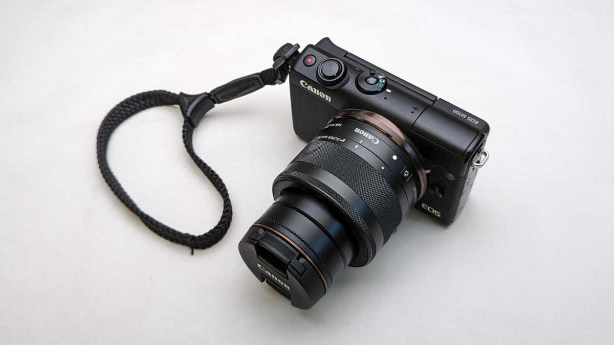 Dusting Off Canon EOS M100 – New Screwdriver 